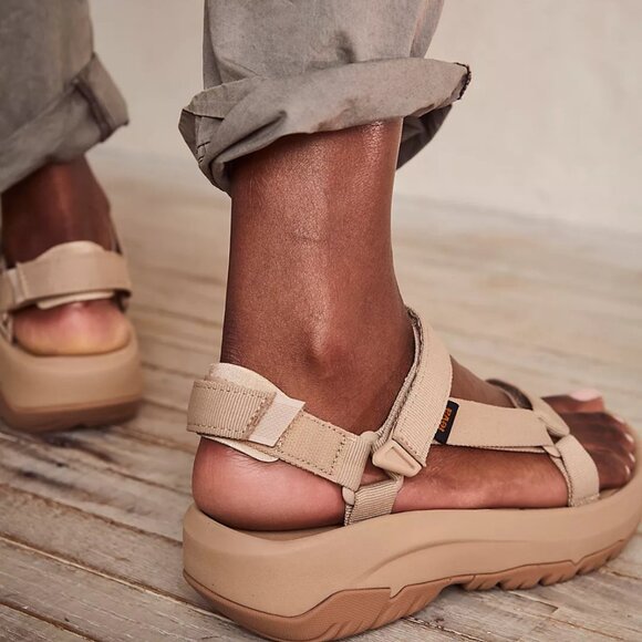 Teva Hurricane XLT Ampsole Sandals Sesame 5 (35.5) $85 - Picture 2 of 11